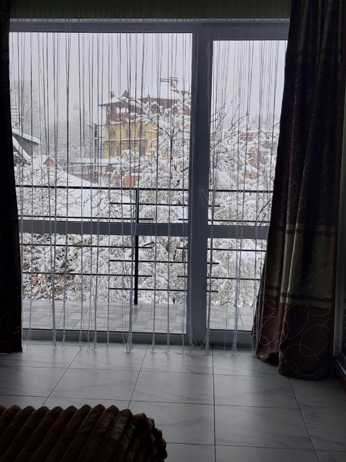 Guesthouse U Dida Viktora Yaremche Exterior foto