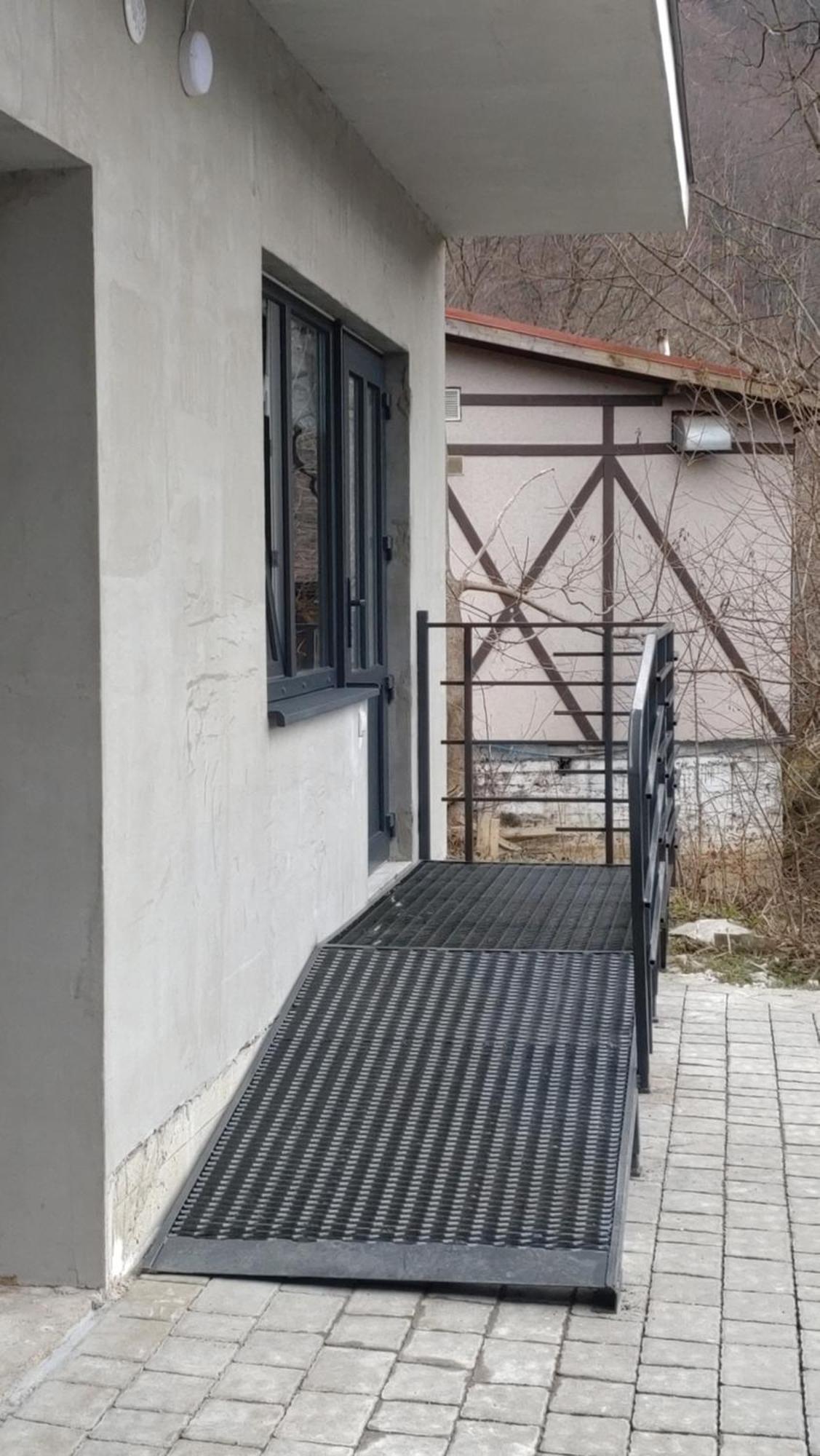 Guesthouse U Dida Viktora Yaremche Exterior foto